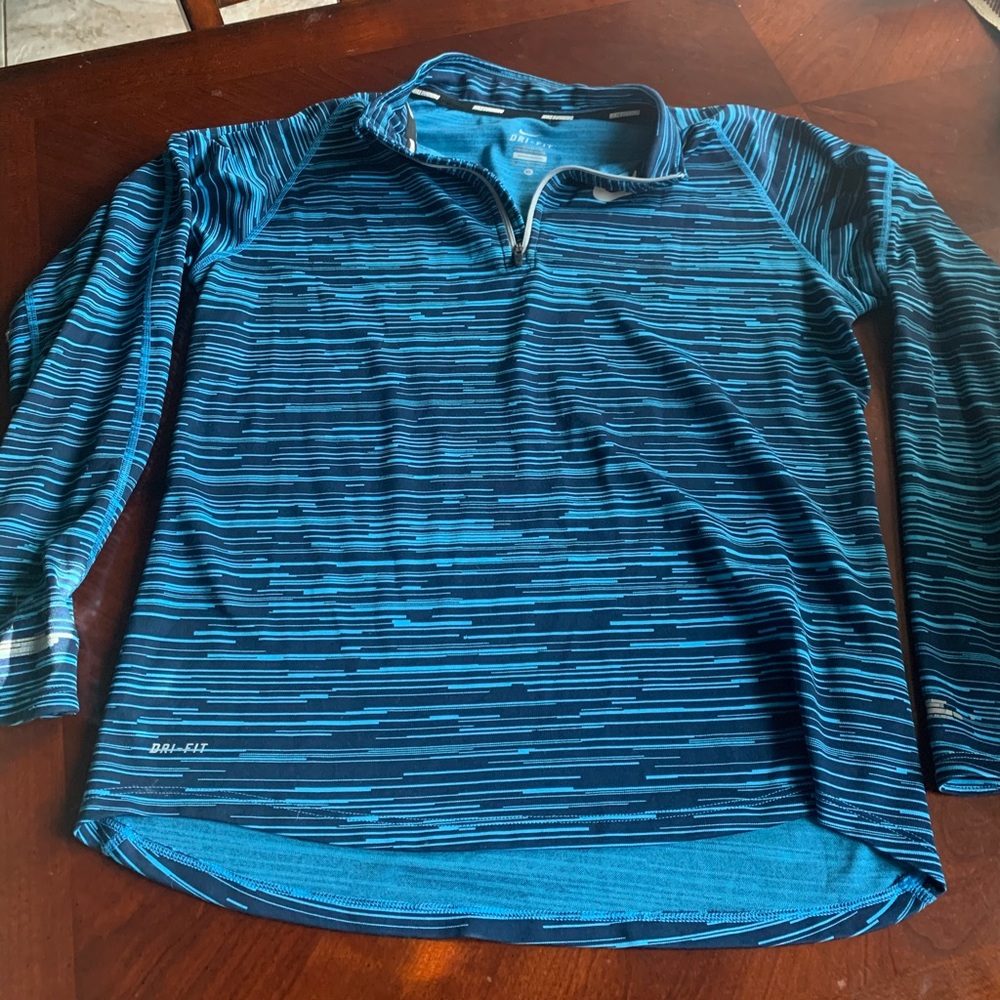 xl nike pullover